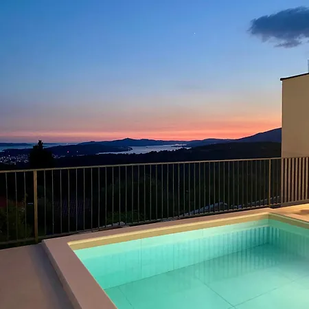 Ciovo Hills - Mit Pool & Meerblick Vila Trogir