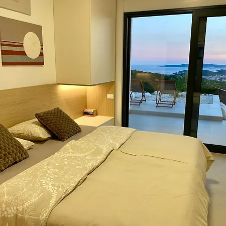 Vila Ciovo Hills - Mit Pool & Meerblick *